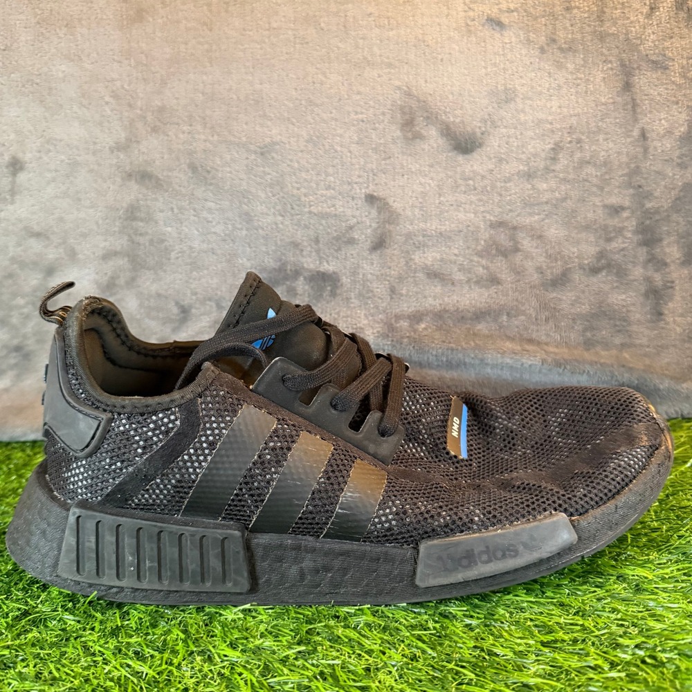 Adidas NMD_R1 Triple Black Blue Sneakers IG5535 Mens Size 11.5 Low Top Boost